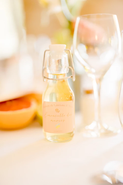 bouteille bouteille en verre bar verre verres à pied